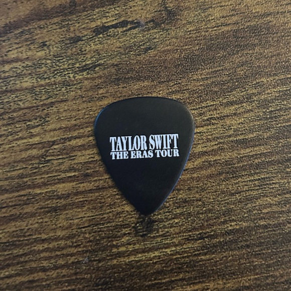 Taylor Swift Eras Tour Guitar Pick #9 - Picture 2 of 2